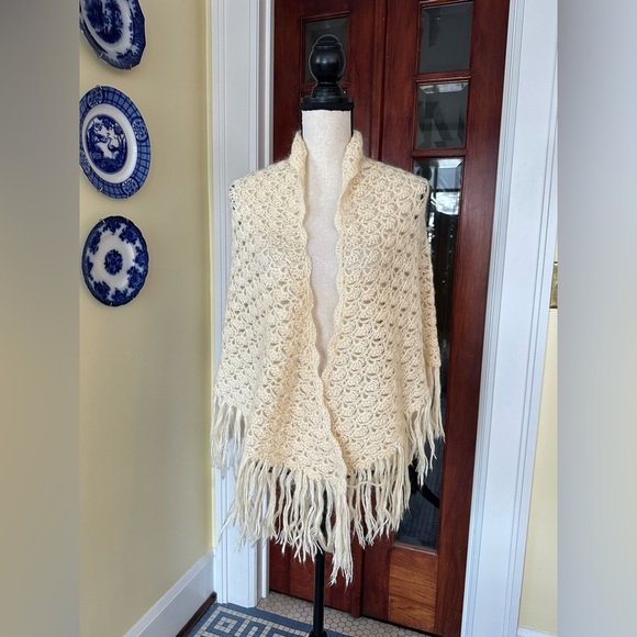 Beautiful Vintage Hand Crocheted Cream Triangle Shawl with Fringe